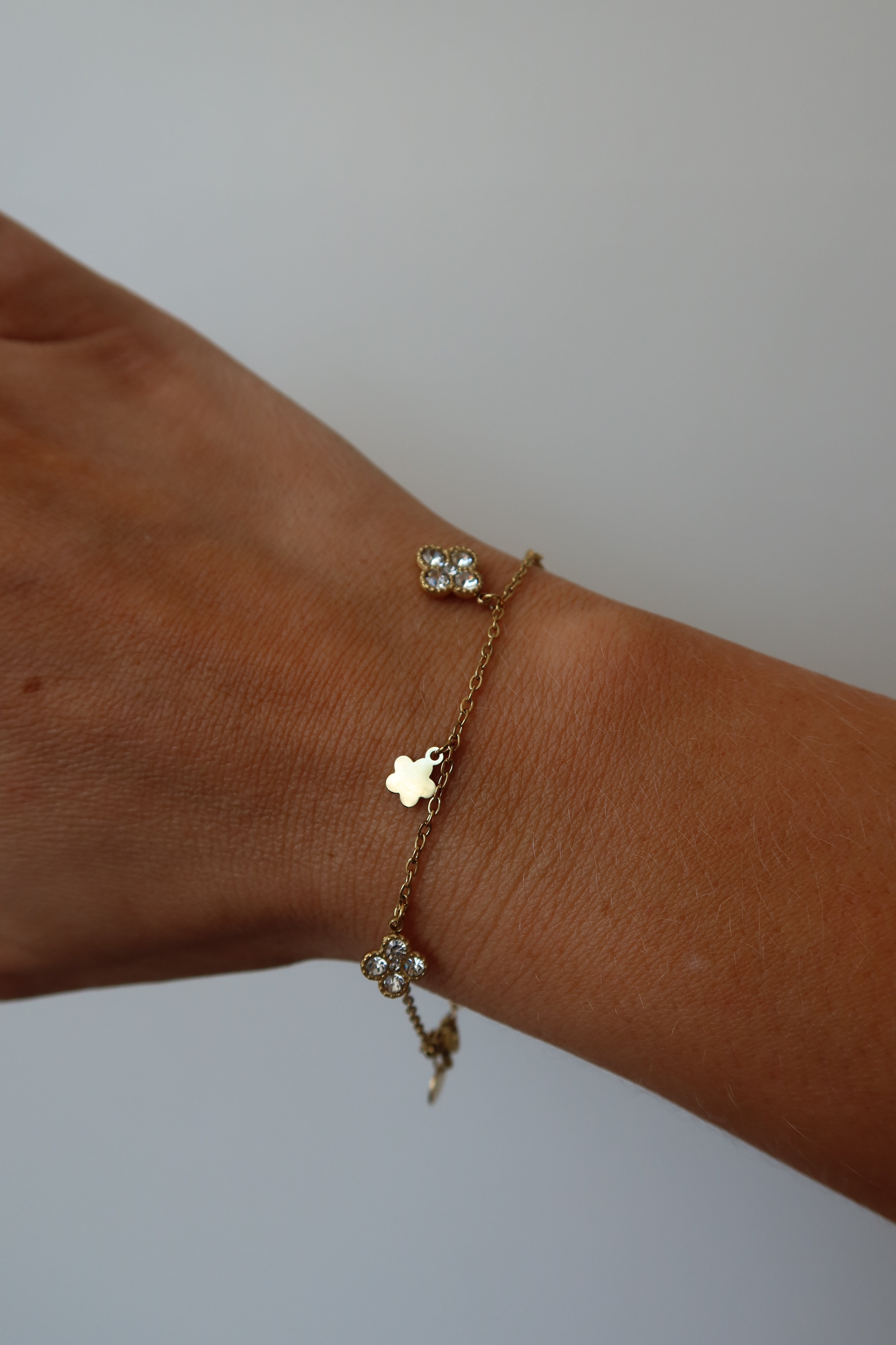 Clover Gold Bracelet