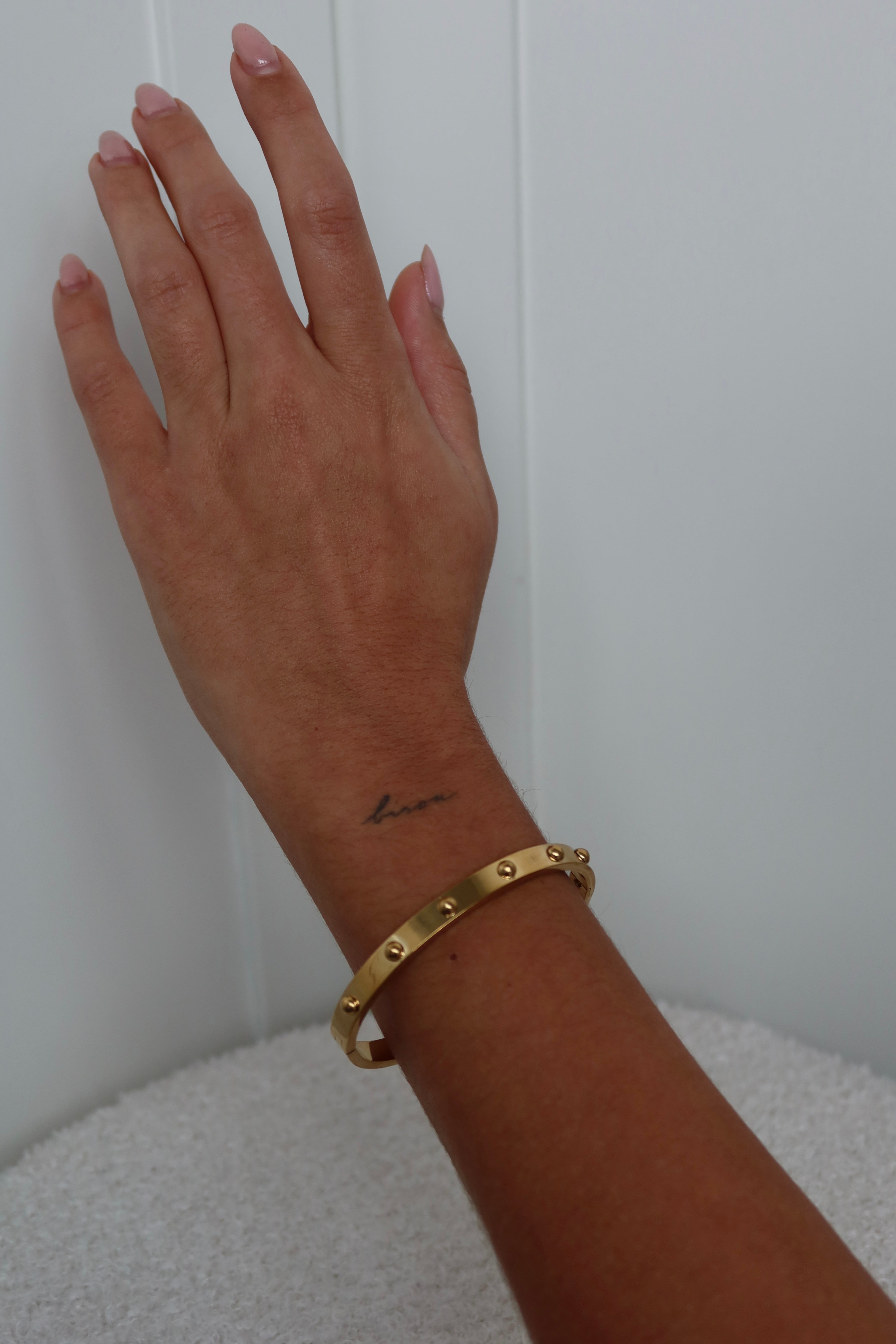 Studs Bangle Gold
