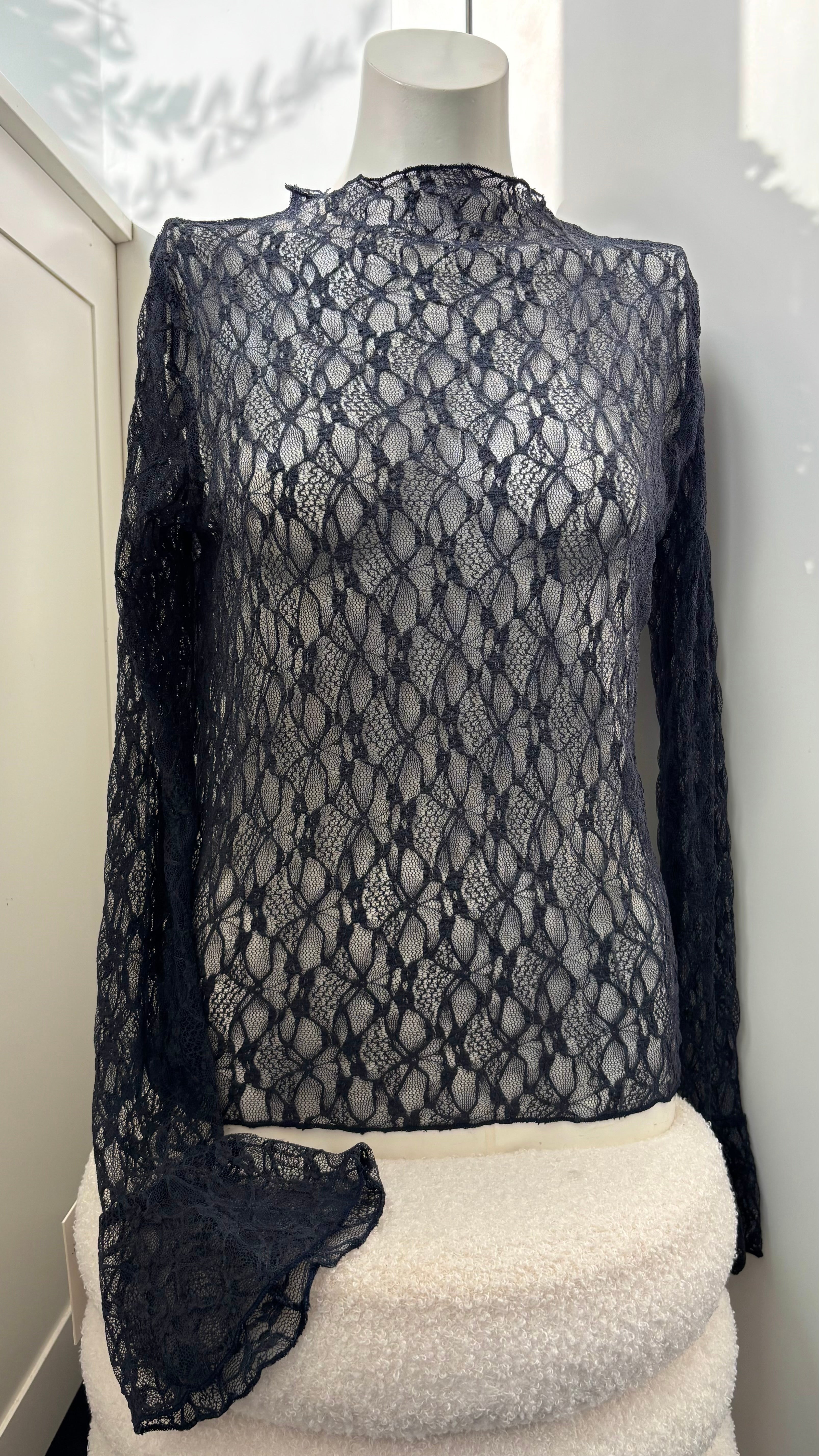 Macy Lace Top Navy 24219
