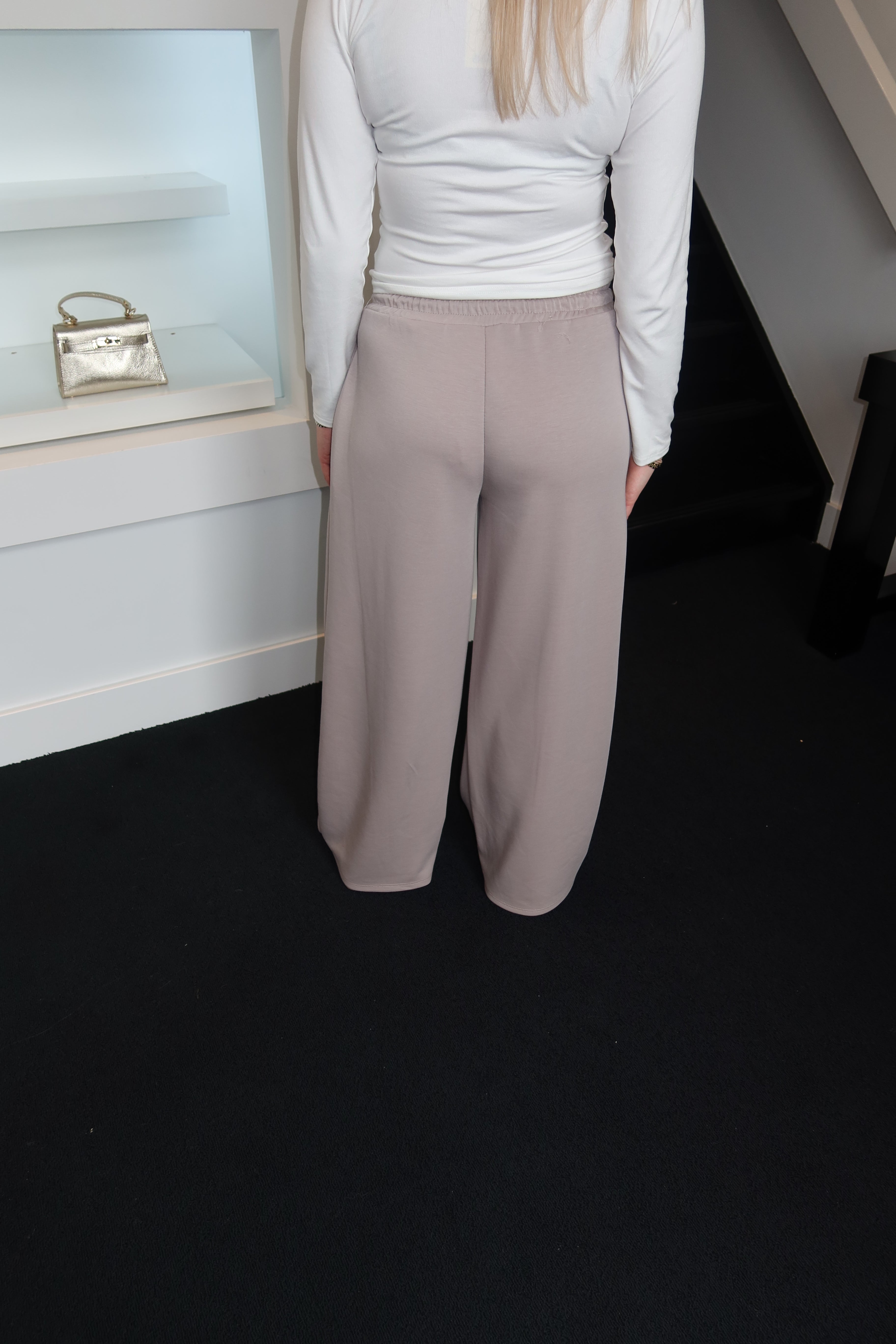 Alix Jogger Taupe (Curvy Girl Approved)