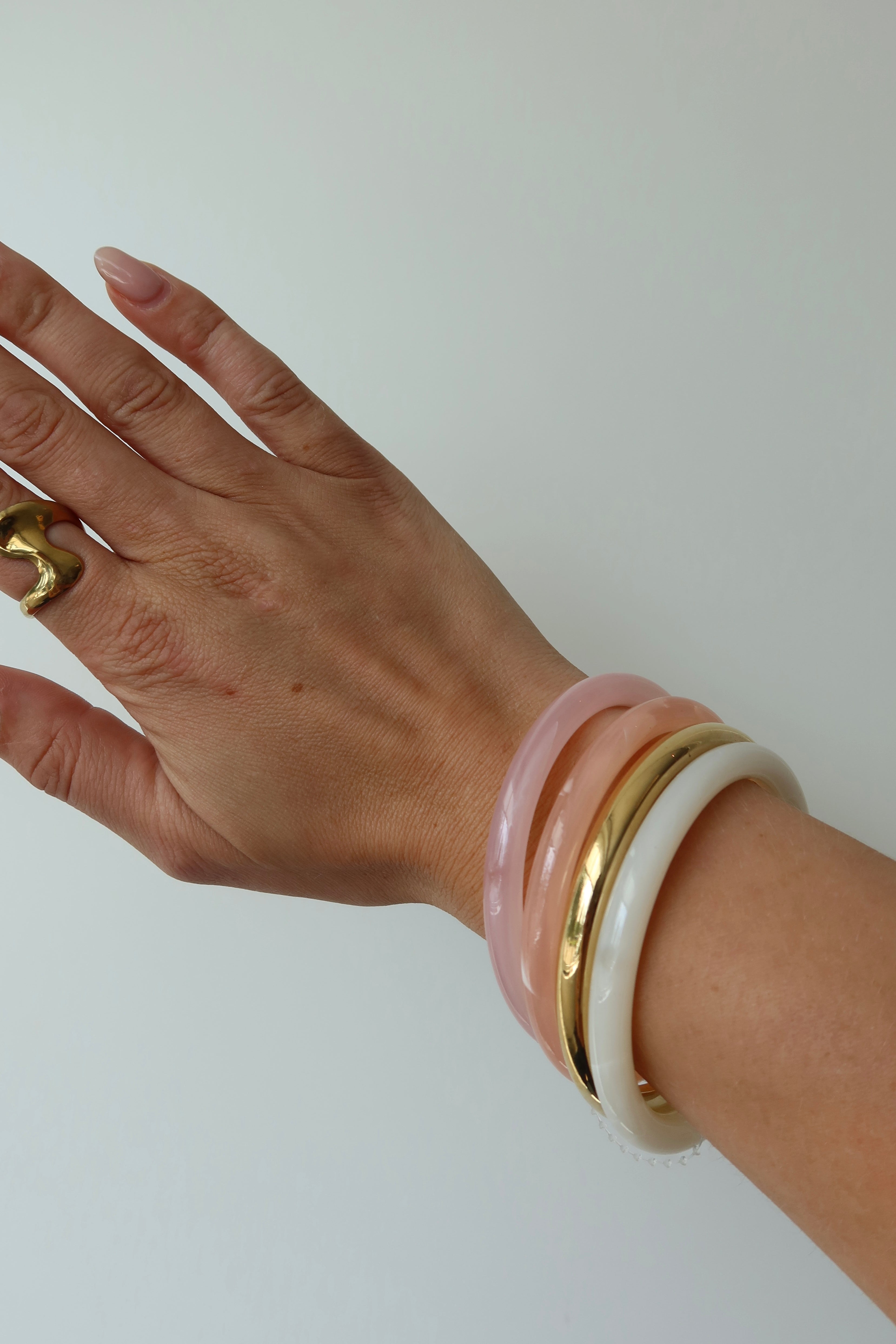 Pink & White Bangle Set Gold