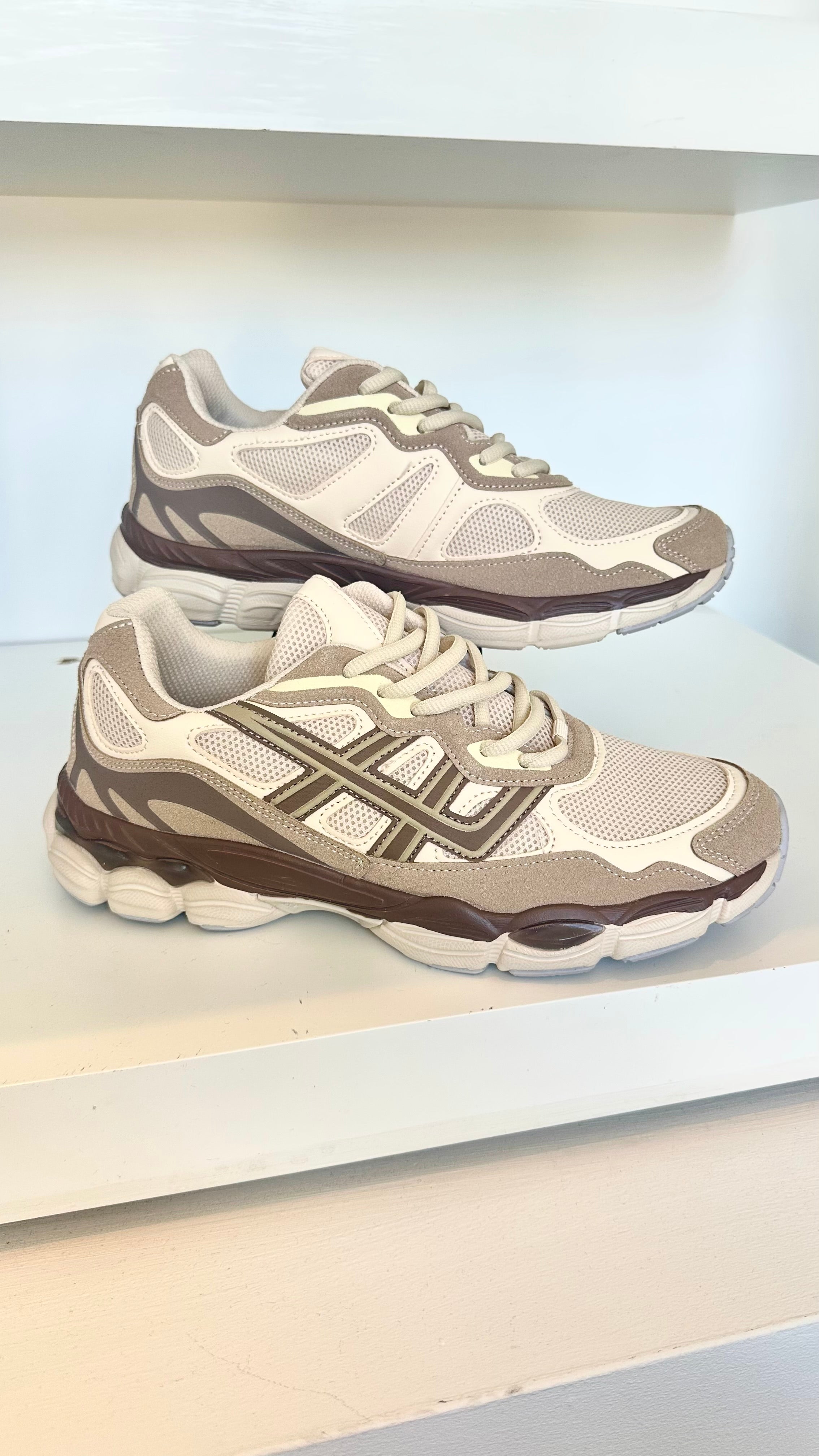 Ivy Sneakers Taupe