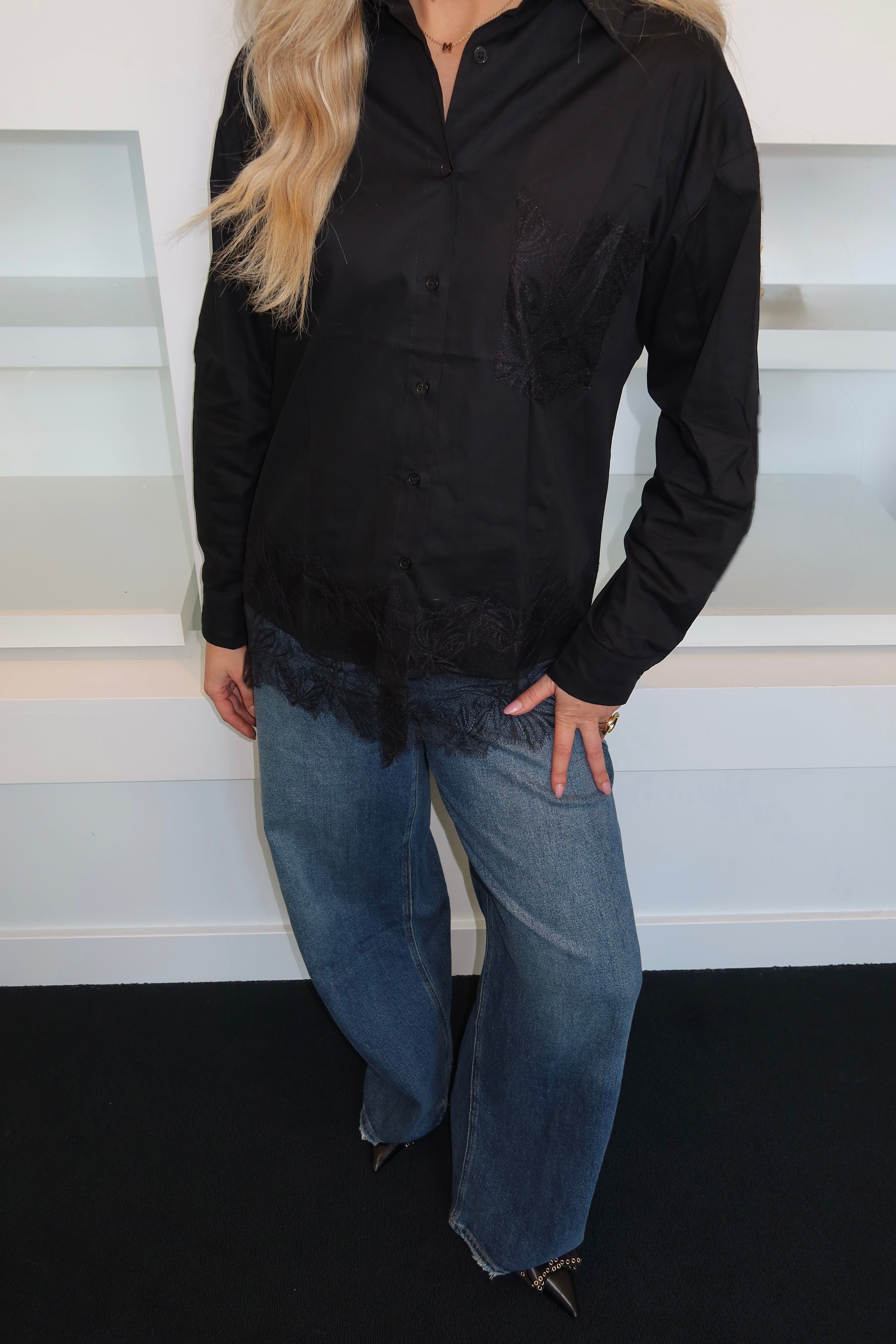 Lace Blouse Black 81411