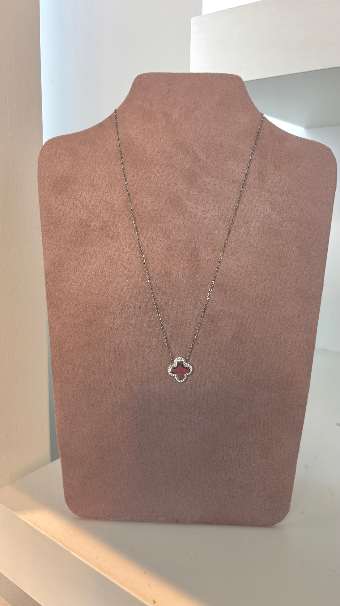 Clover Charm Necklace Silver