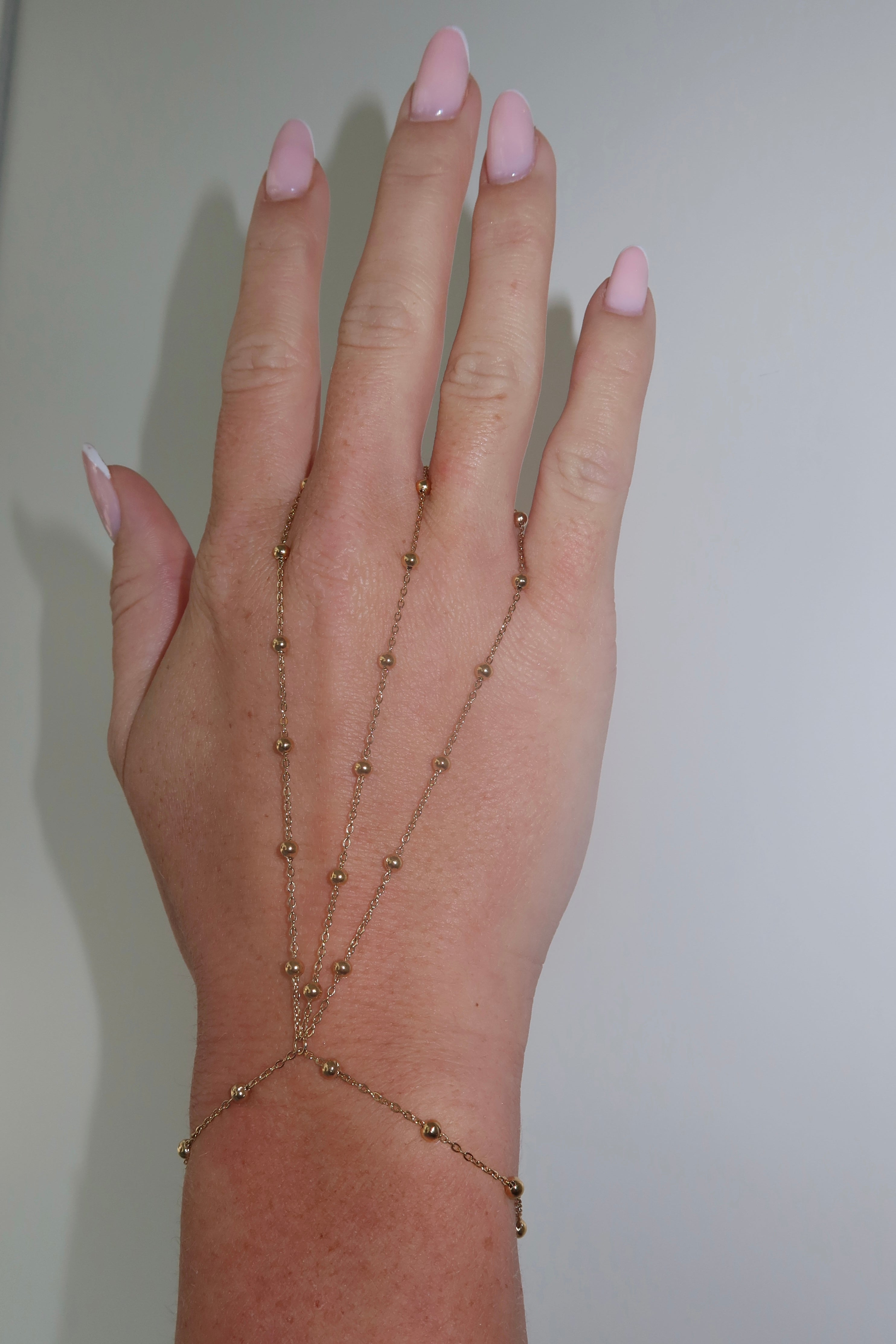 Hand Chain Dots Gold