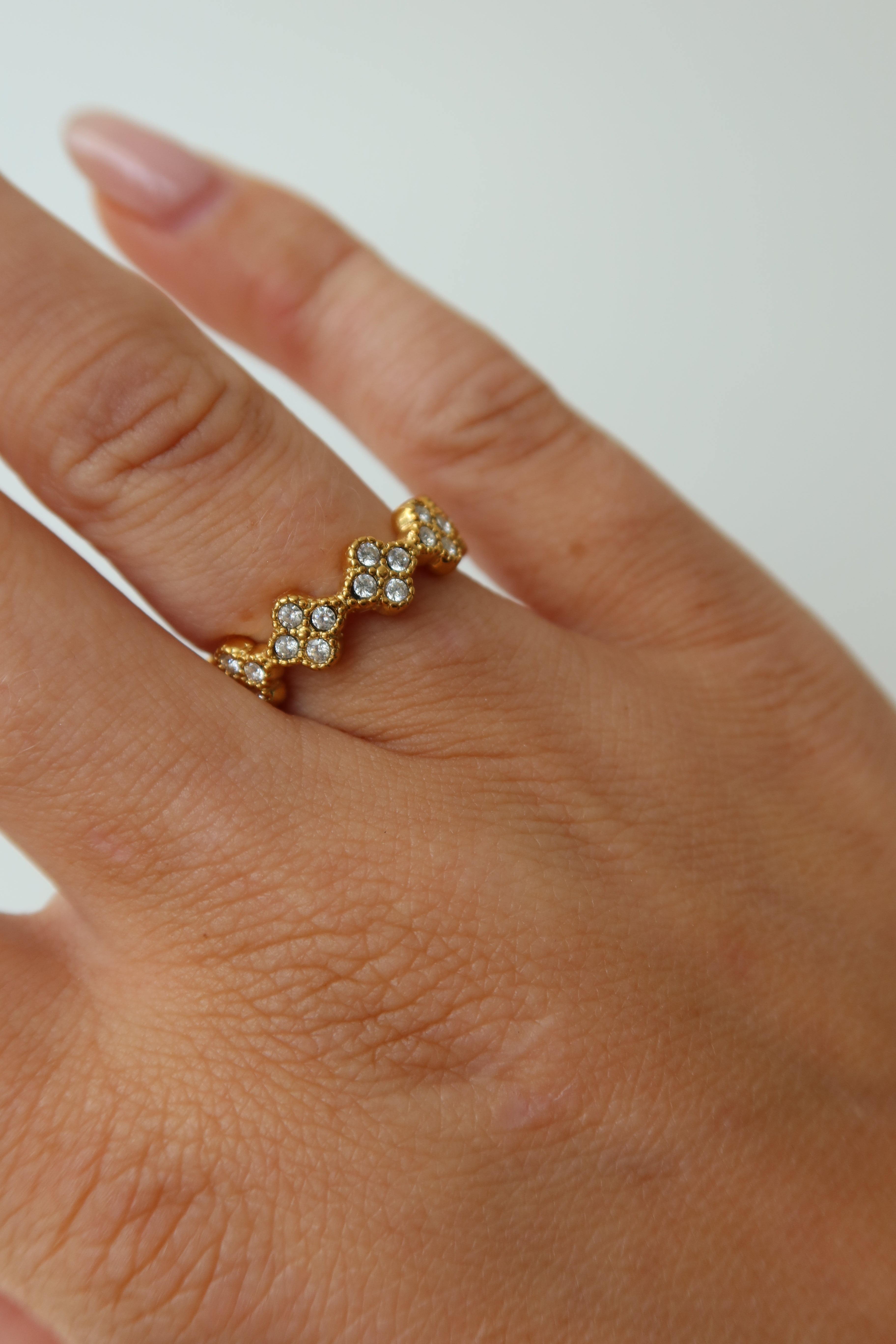 Clover Sparkle Ring Gold