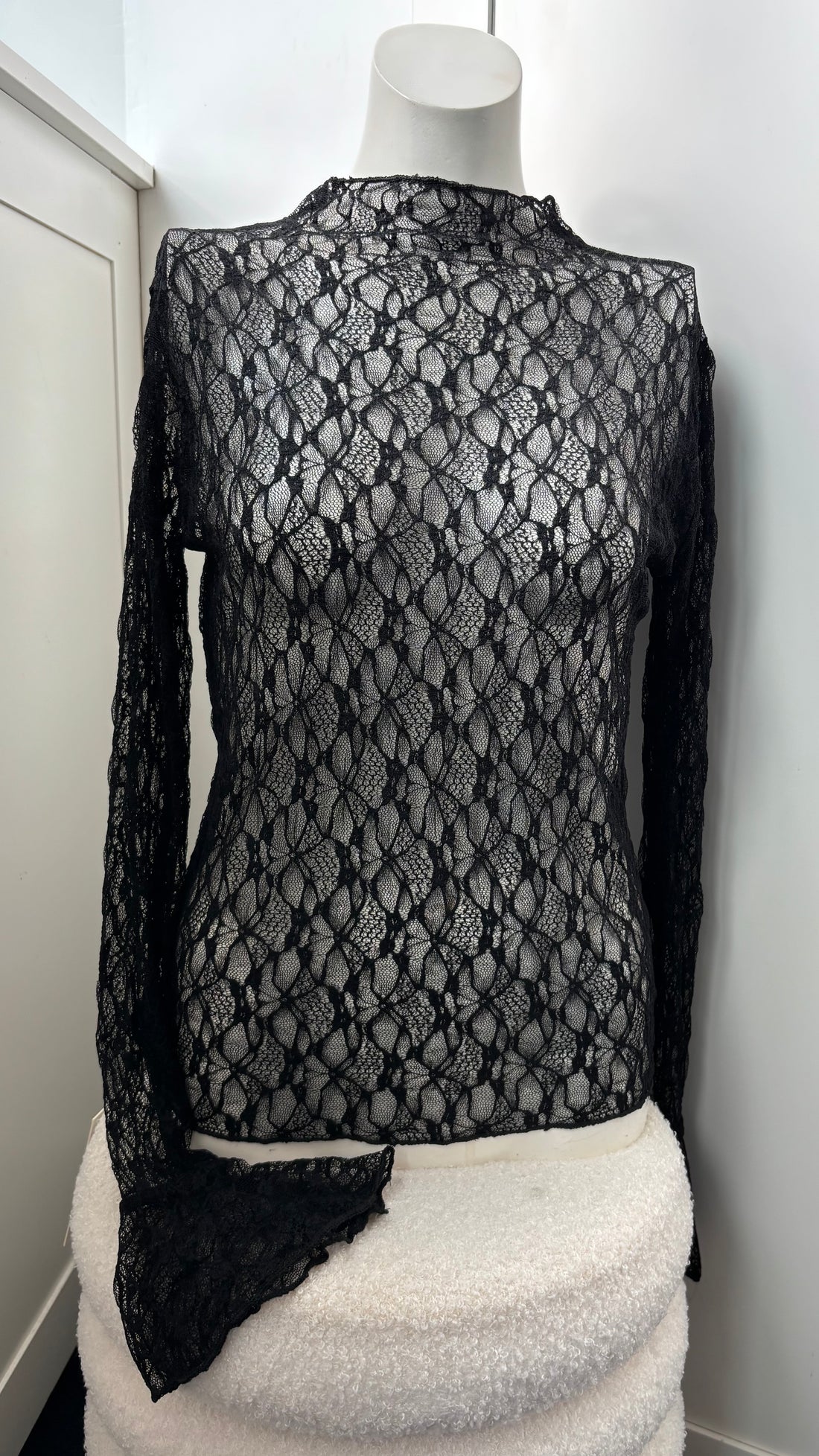Macy Lace Top Black 24219