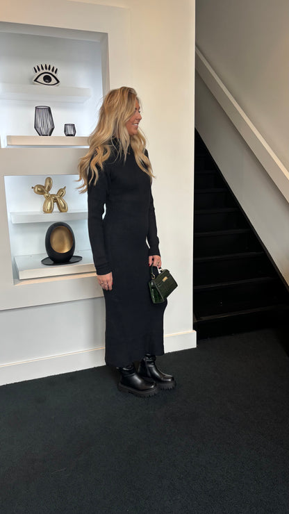 Iconic Knit Dress Black 231 (Tall Girl Approved)
