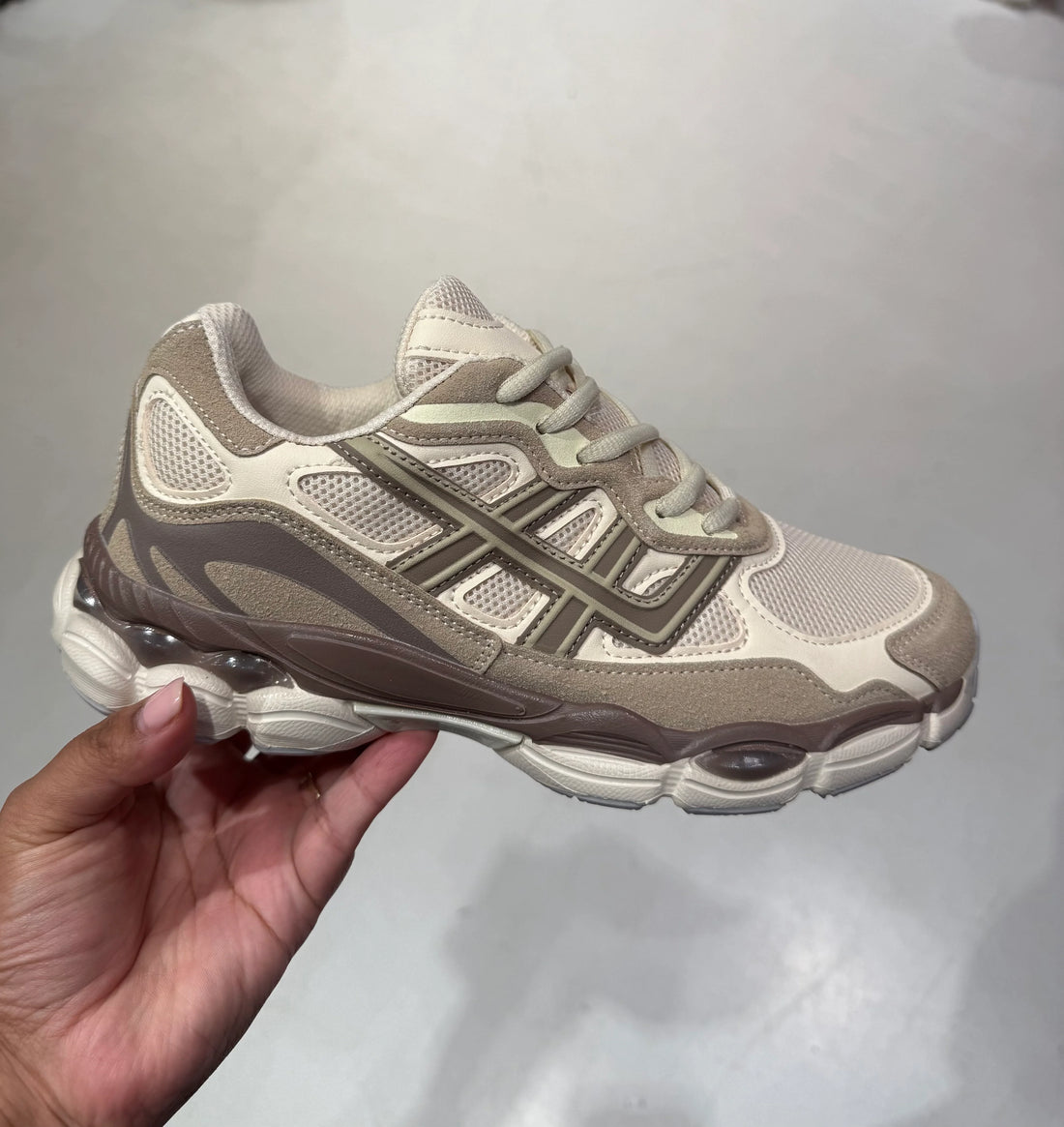 Ivy Sneakers Taupe