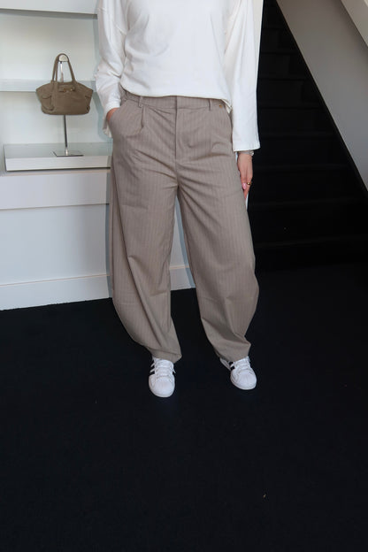 Nina Balloon Fit Pantalon Striped Coffee