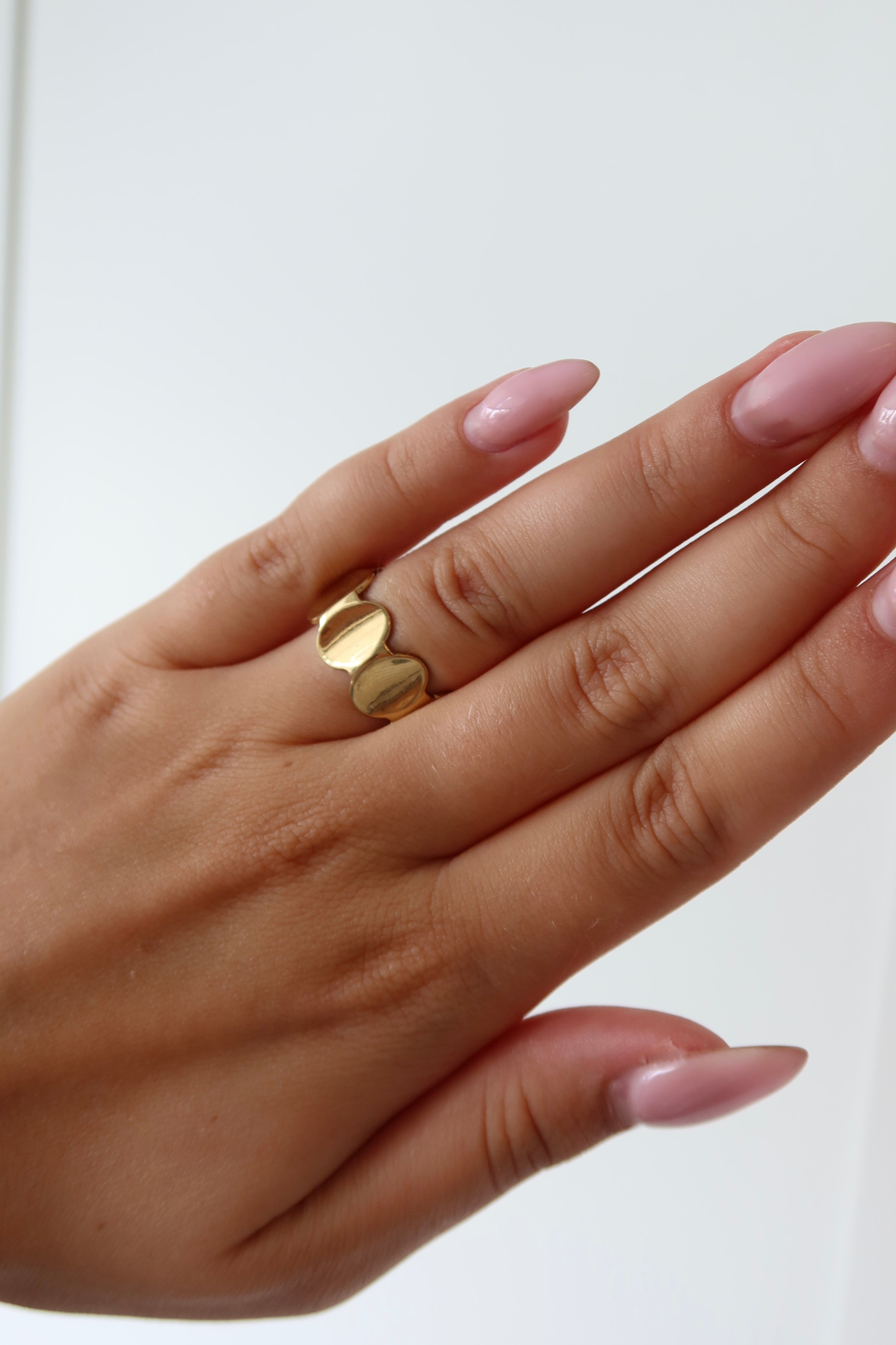 Dot Ring Gold