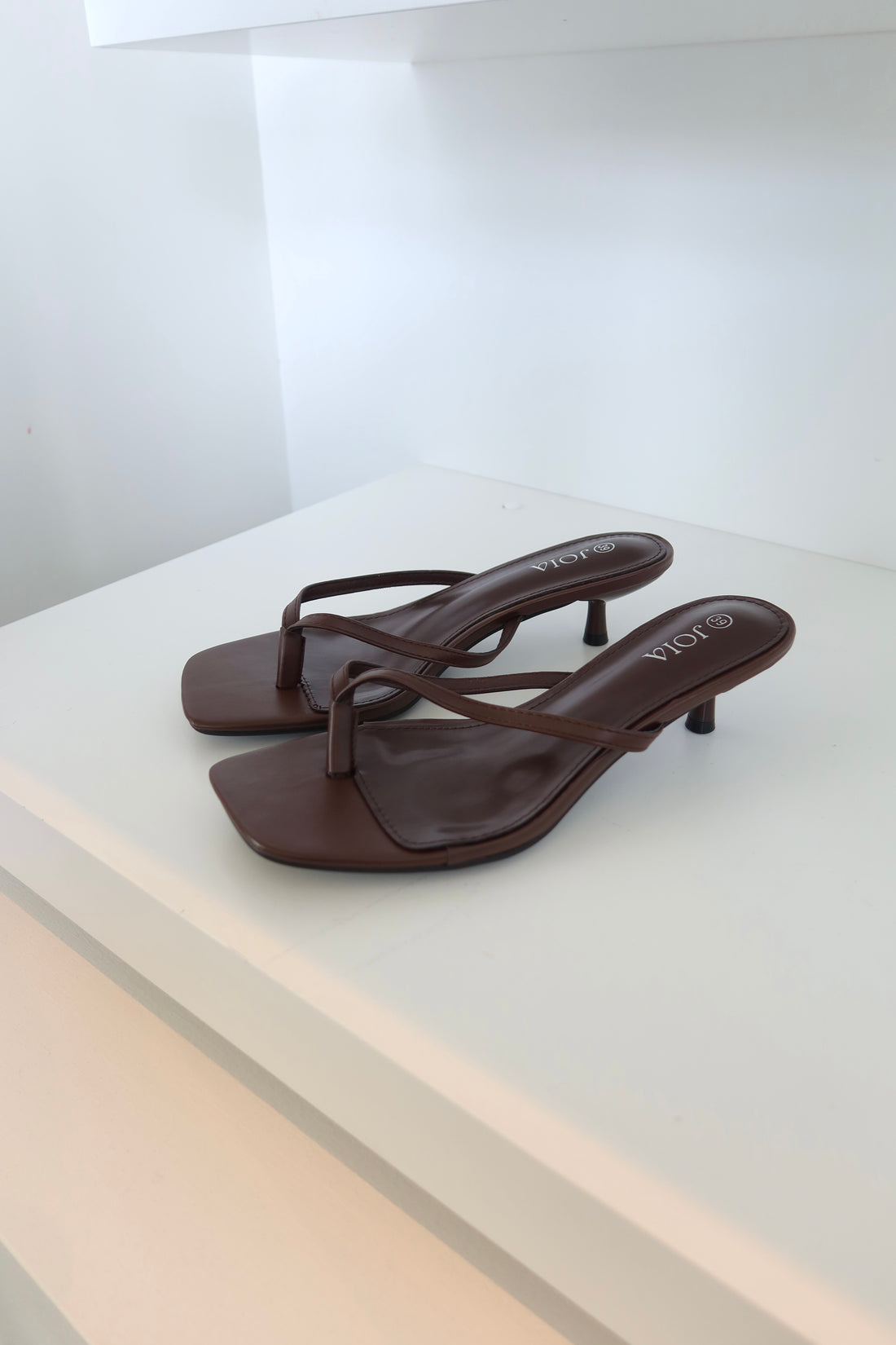 Kitten Heel Brown