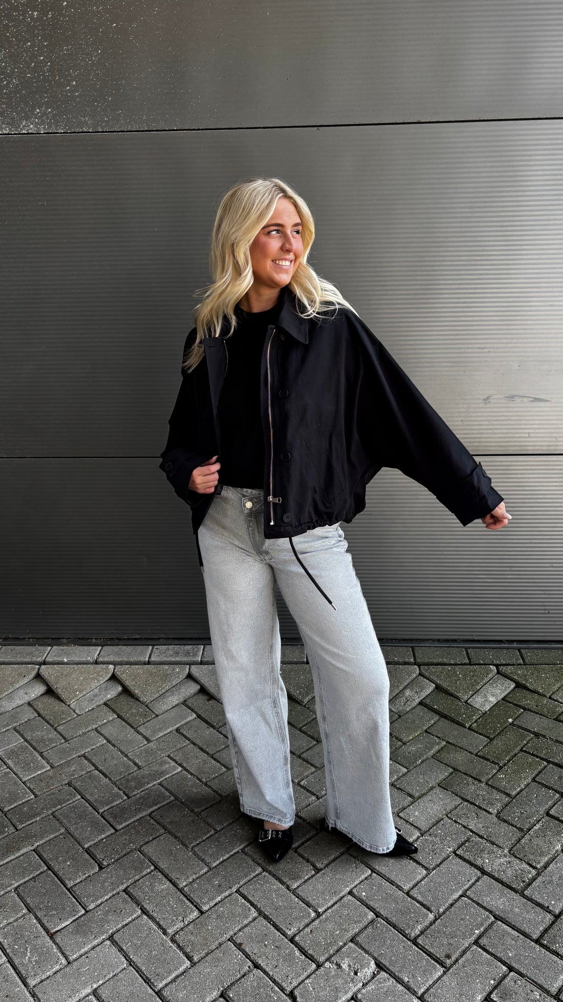 Loua Short Trench Coat Black 15022