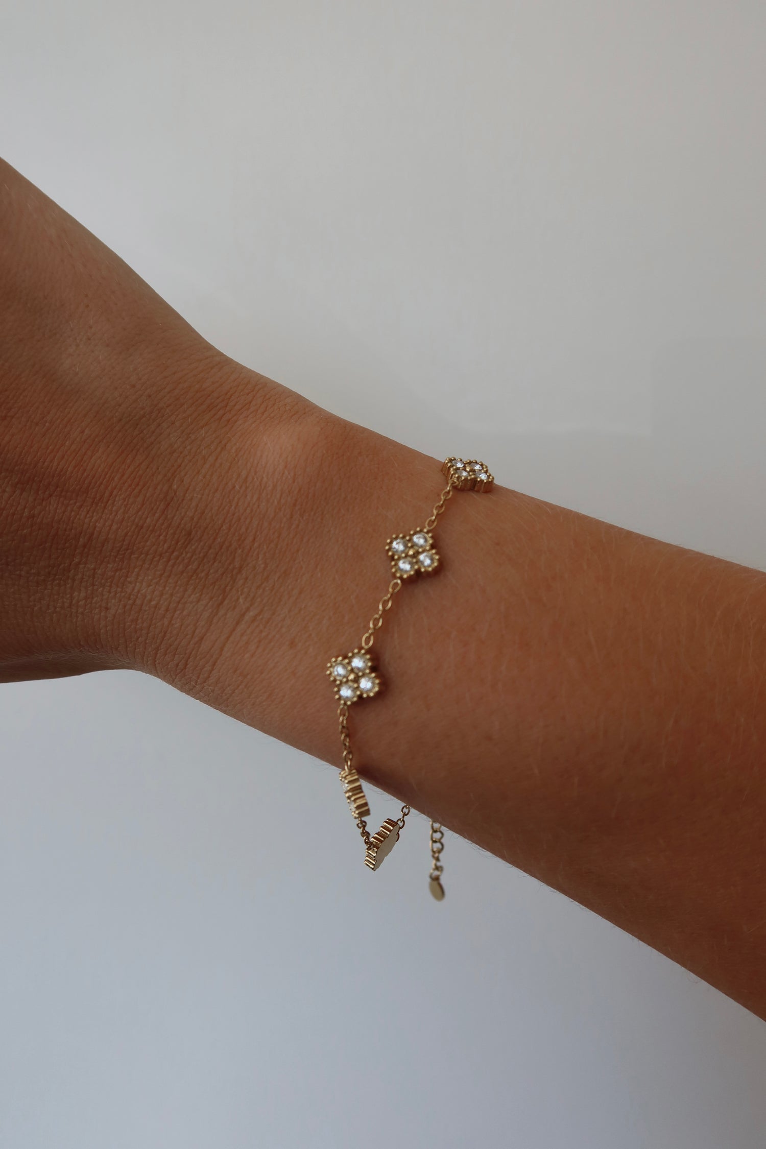 Shine Clover Bracelet Gold