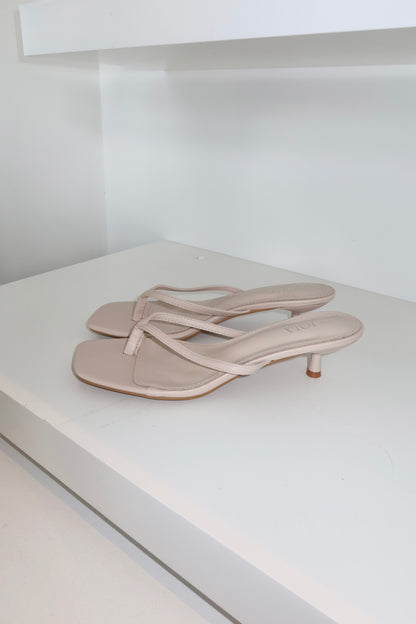 Kitten Heel Beige