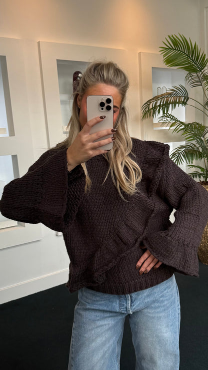 Ruffle Sweater Brown 9807