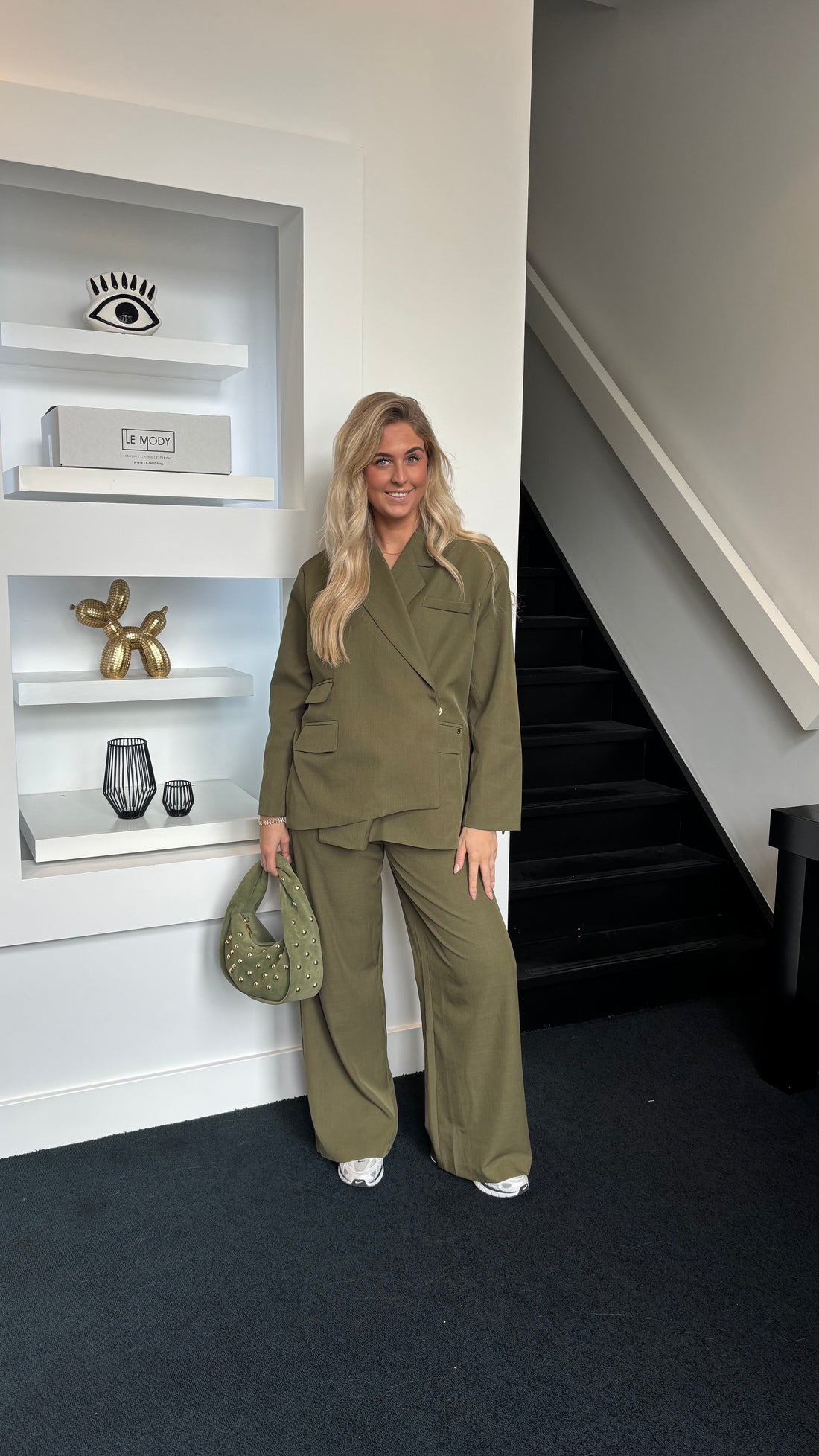 Loa Asymmetrical Blazer Olive