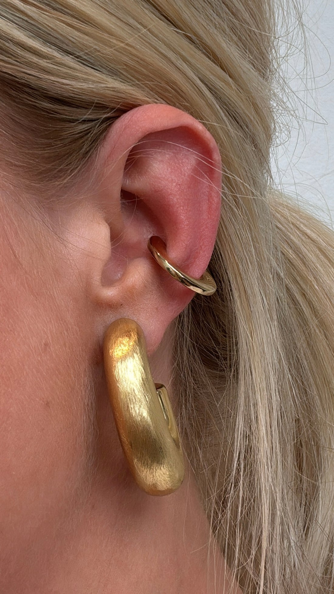 Basic Earcuf Gold