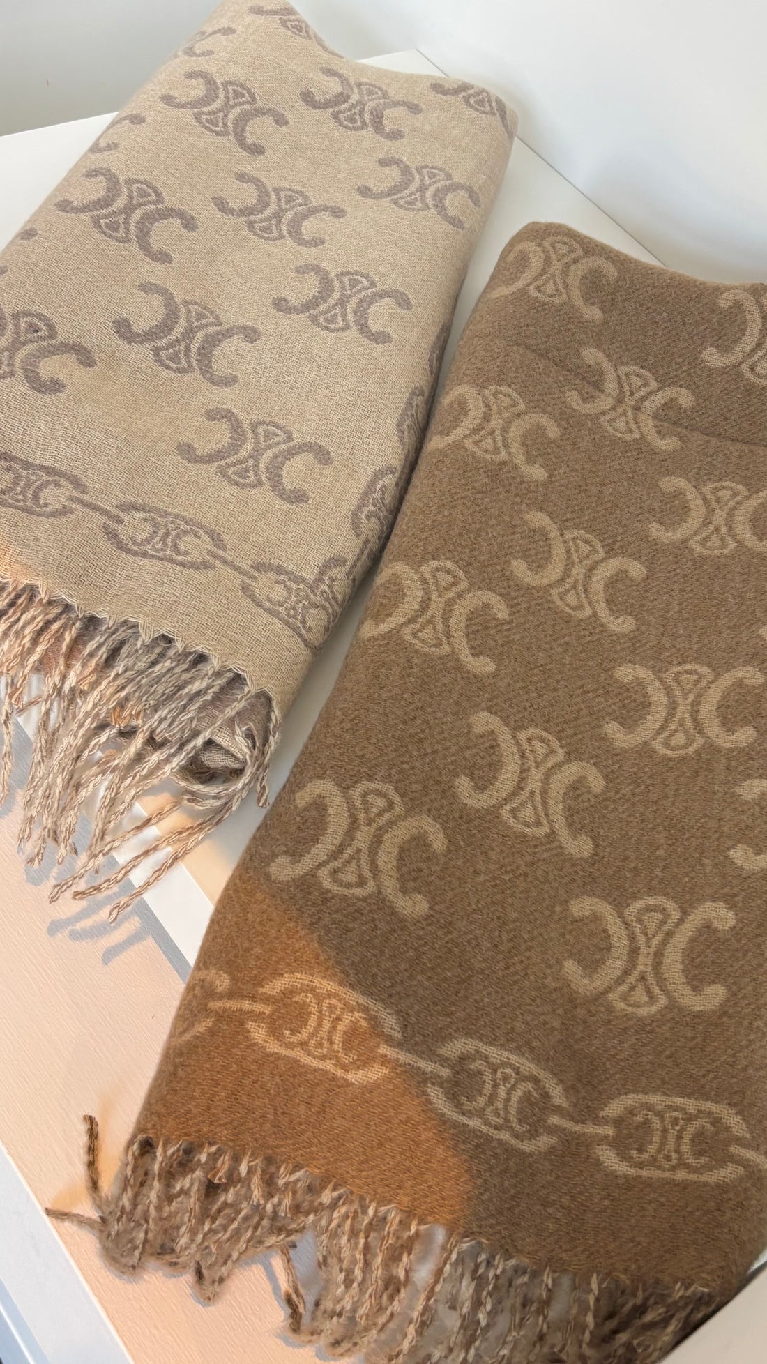 Perfect Classic Scarf Camel 83053