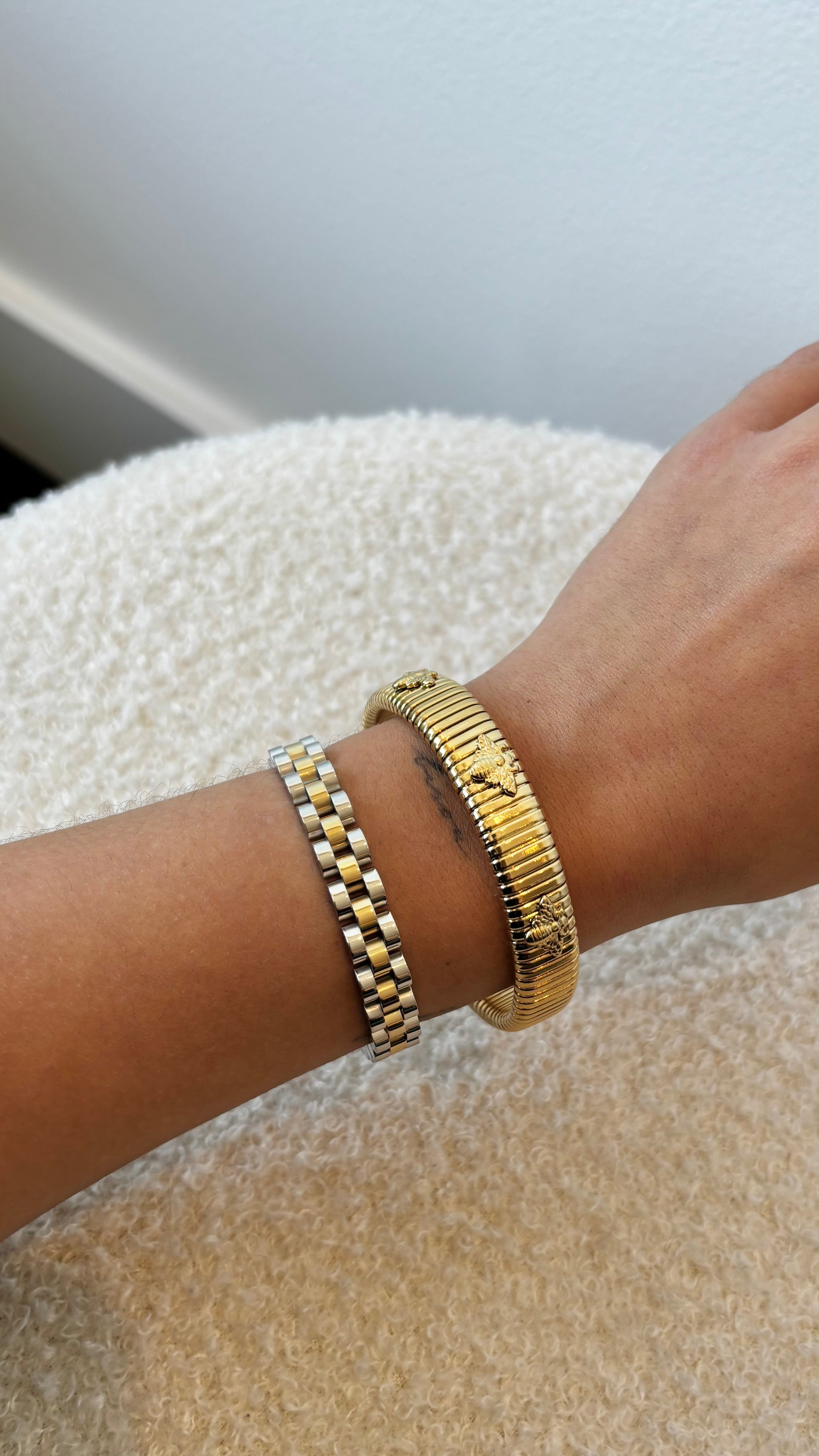 Chunky Bee Bracelet Gold