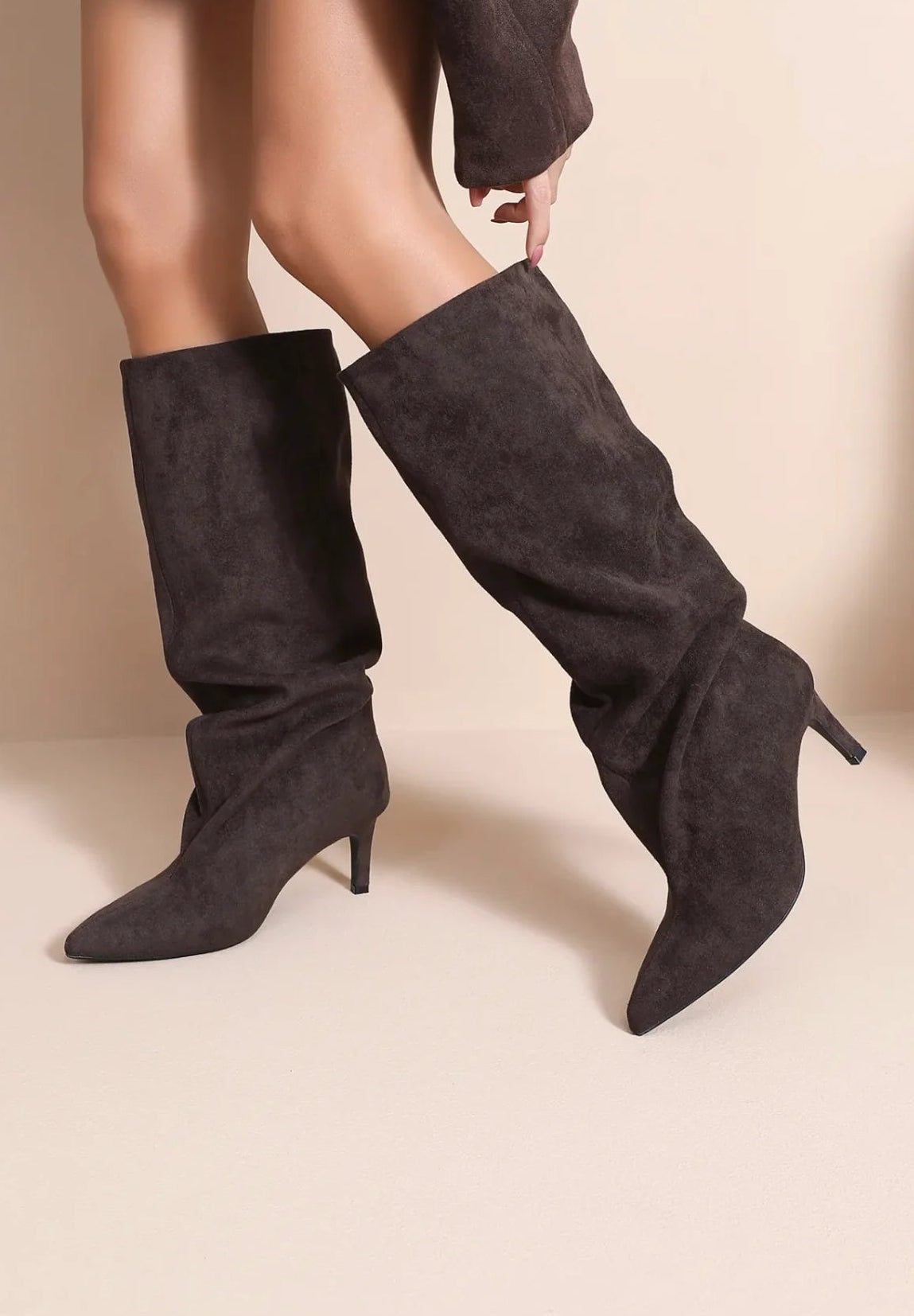 Vera Suede Boots Brown