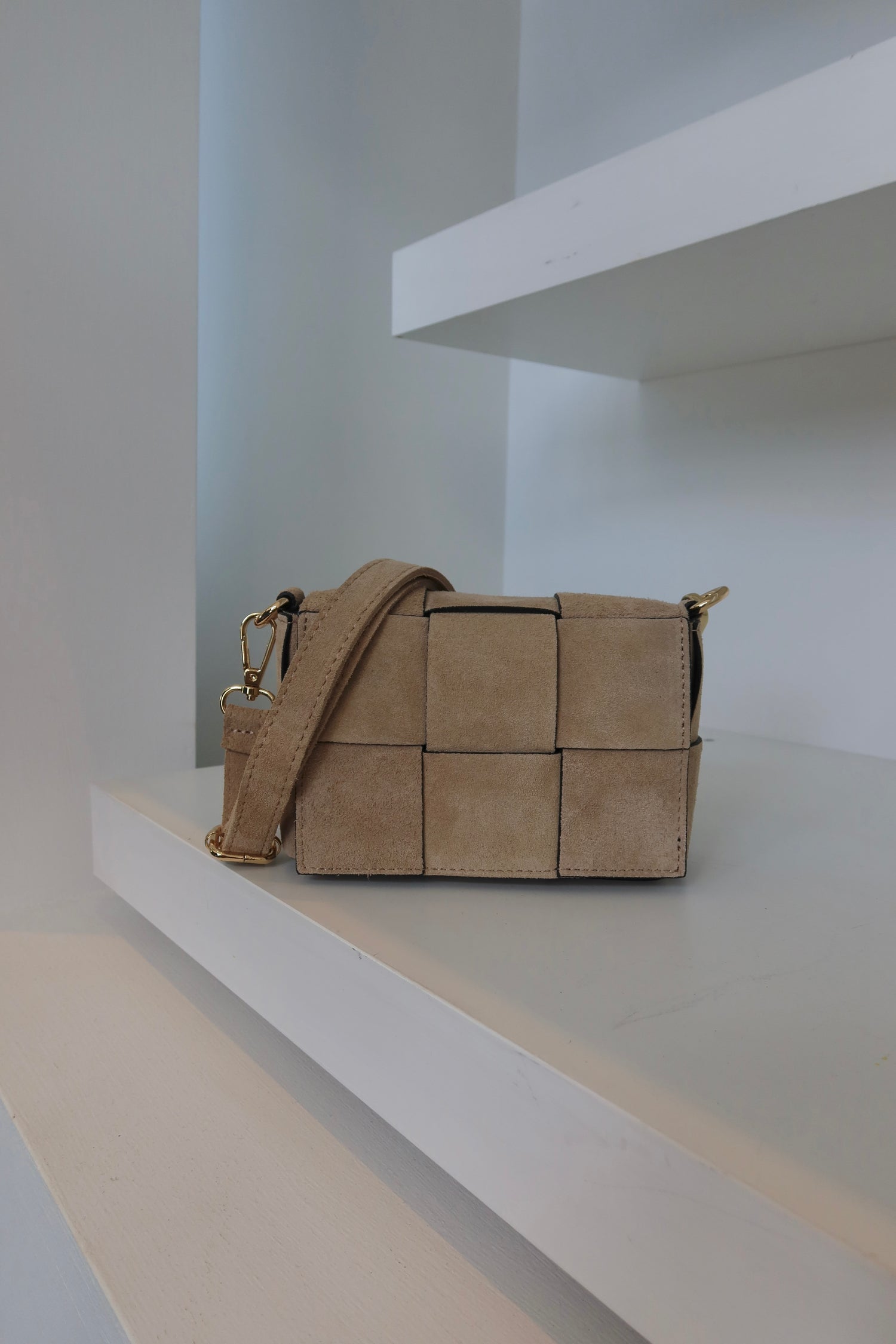 Juno Small Bag Suede Taupe