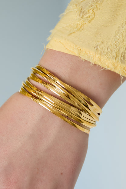 Statement Bangle Gold