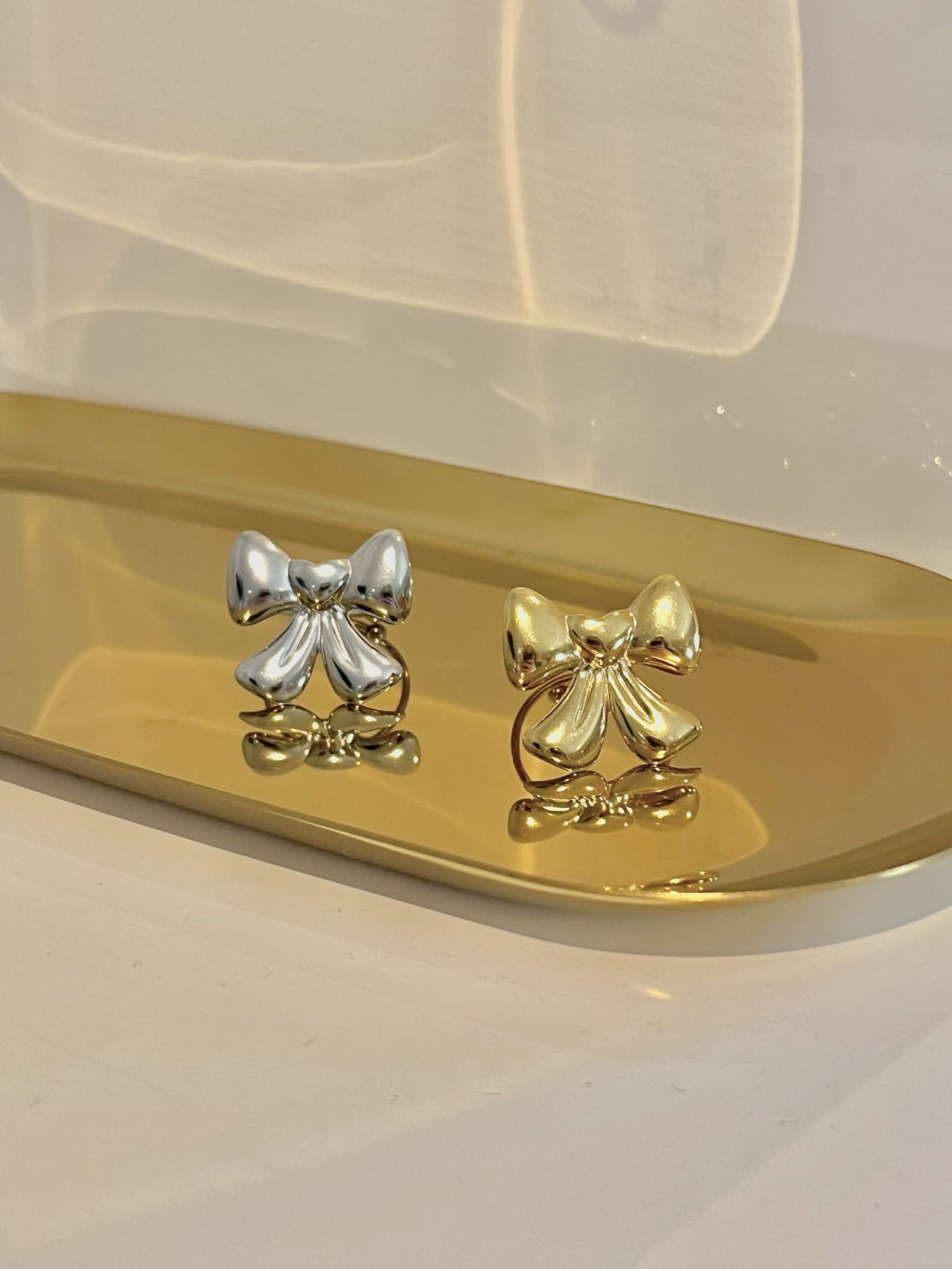 Bow Ring Gold